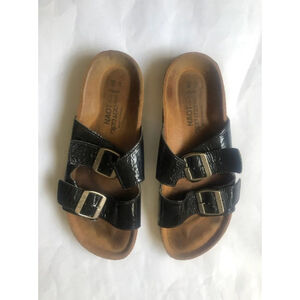 Naot Women’s slide sandals size 40 double strap